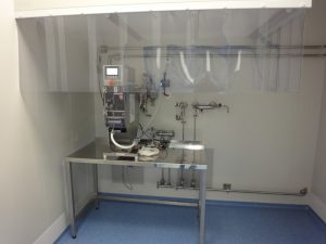 Skladová a výrobní hala, areál IMUNA PHARM, a.s.