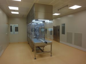 Skladová a výrobní hala, areál IMUNA PHARM, a.s.