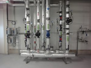 Skladová a výrobní hala, areál IMUNA PHARM, a.s.